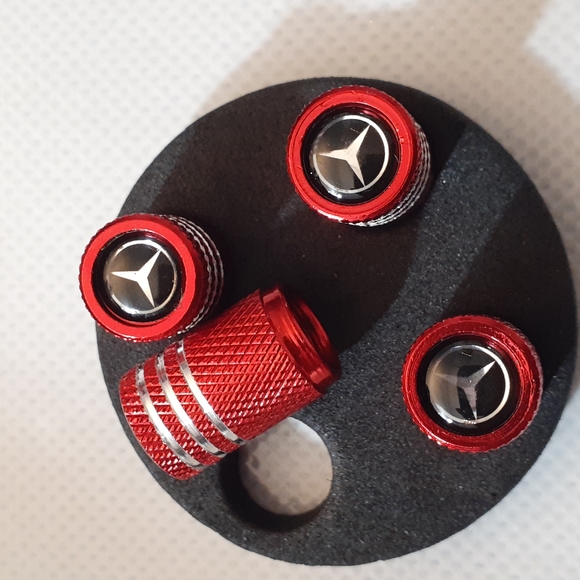 PERFORMANCE 4x Tire Valve Cap Stem Cover For Bike, Car, Trucks - Picture 2 of 2